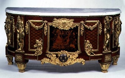 Franse Regency commode met ormolu monturen, 1720 door French School